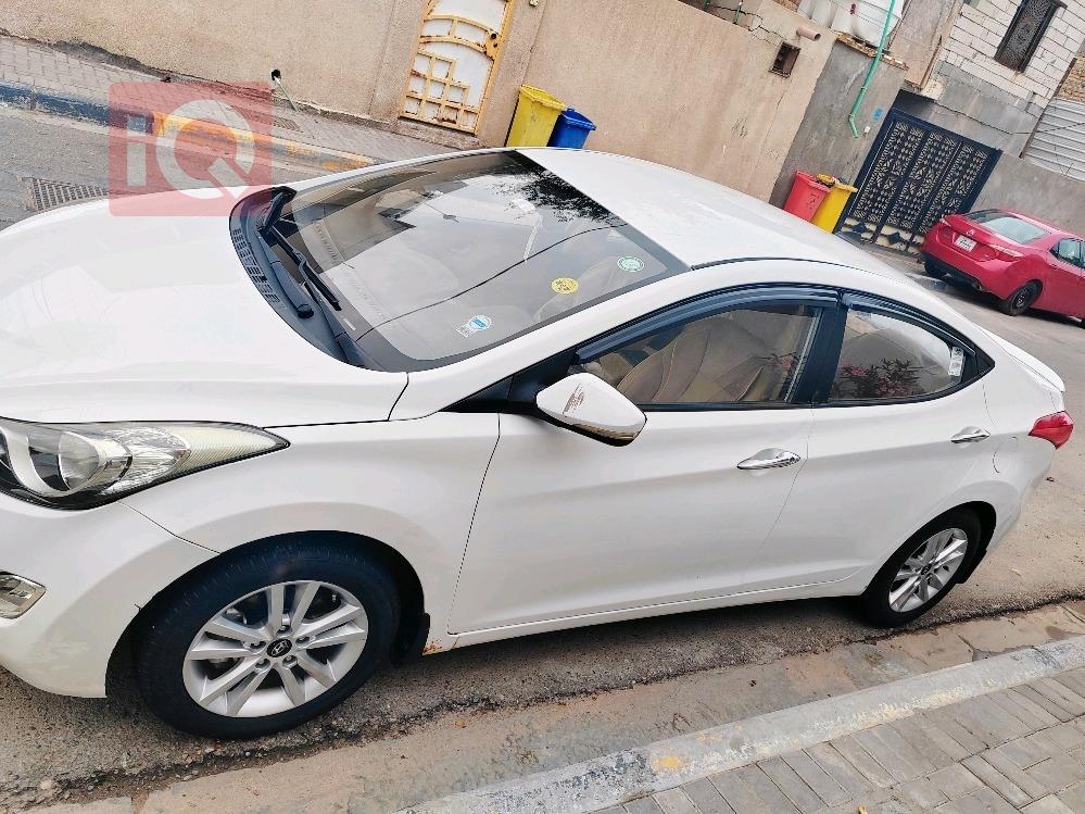 هيونداي النترا